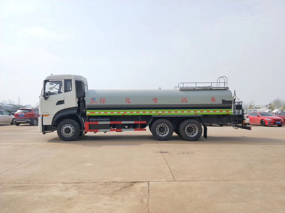 國(guó)六18立方東風(fēng)天龍后雙橋 灑水車(chē)